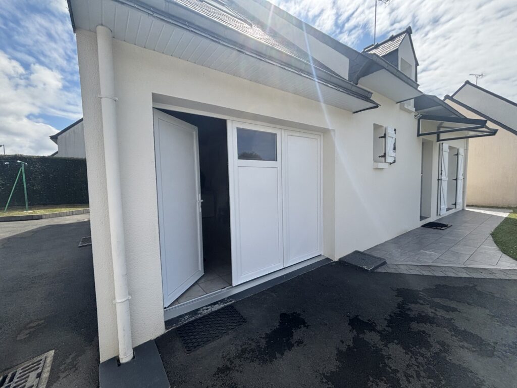 porte-garage-4-1024x768 Porte de garage