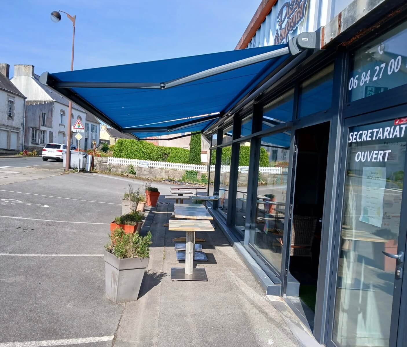 store banne, brise soleil, alex alu menuiserie pays Fouesnantais
Fouesnant Bénodet 